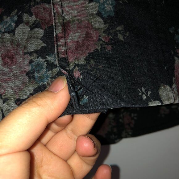 Free People Floral Denim Crop Dark Denim Jacket Size 2 - Picture 6 of 9